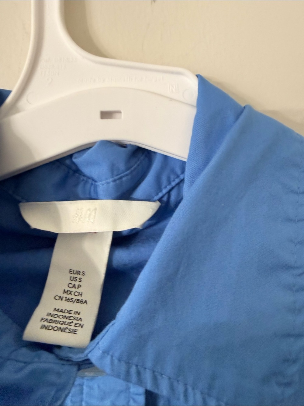 H&M Light Blue Collared Button-Up Top - Picture 5 of 5